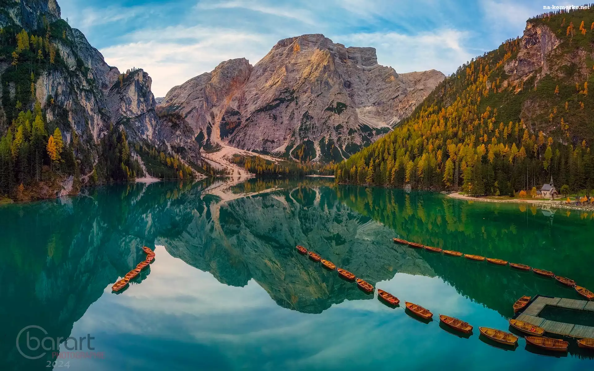 Pomost, Łódki, Południowy Tyrol, Dolomity, Jezioro, Włochy, Lago di Braies, Góry, Pragser Wildsee, Lasy