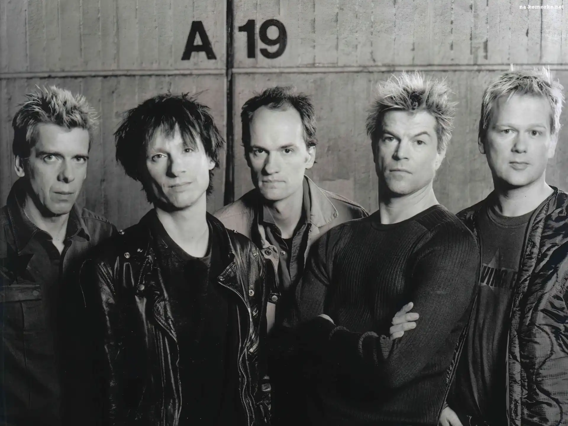 Die Toten Hosen, A 19 , zespół