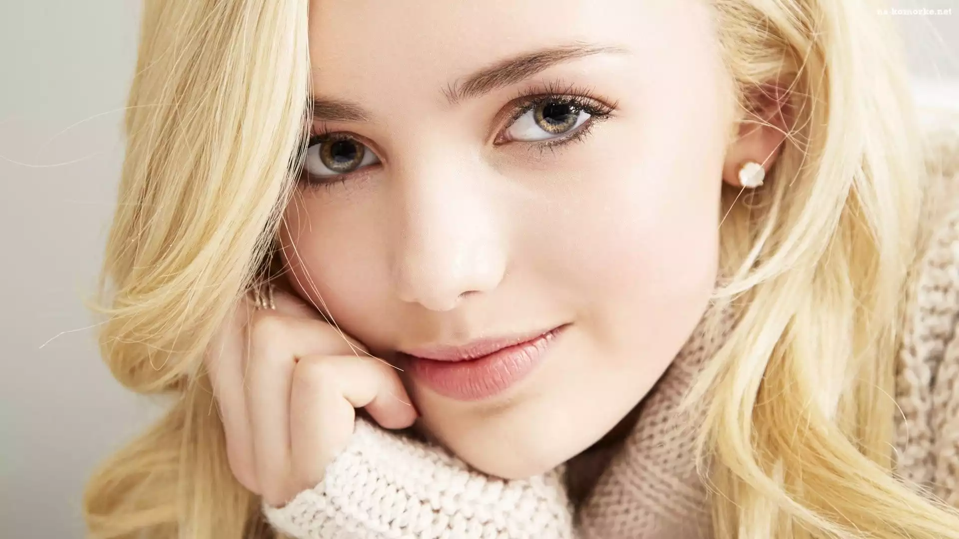 Długowłosa, Uśmiech, Blondynka