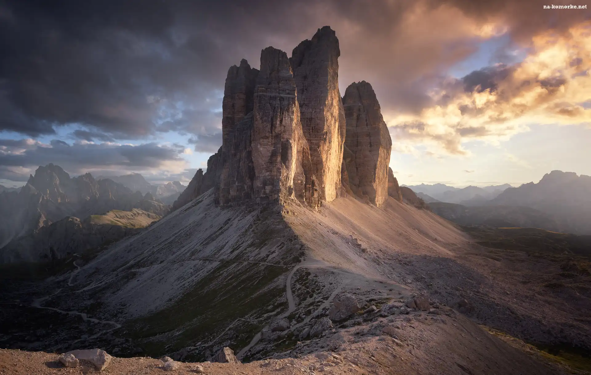 Tre Cime di Lavaredo, Skały, Góry, Włochy, Masyw, Dolomity