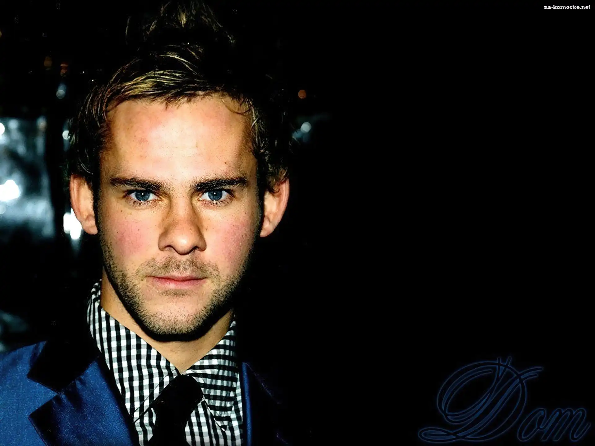 Dominic Monaghan, krawat, koszula