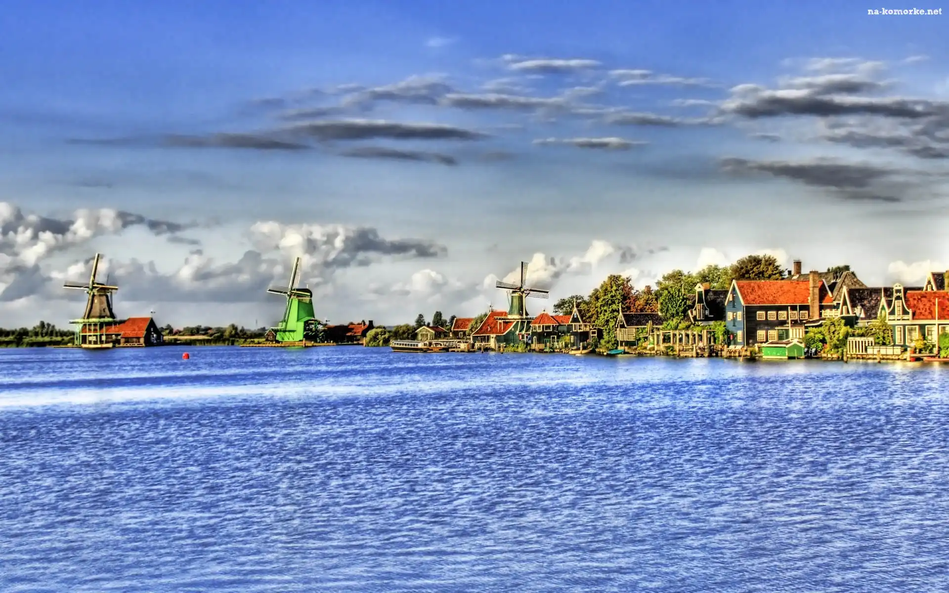 Wiatraki, Domki, Wybrzeże