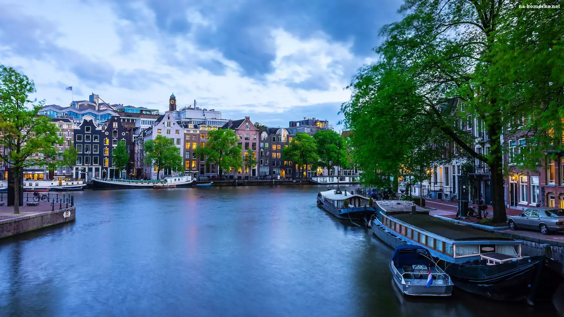Domy, Amsterdam, Holandia, Łodzie, Miasto, Kanał