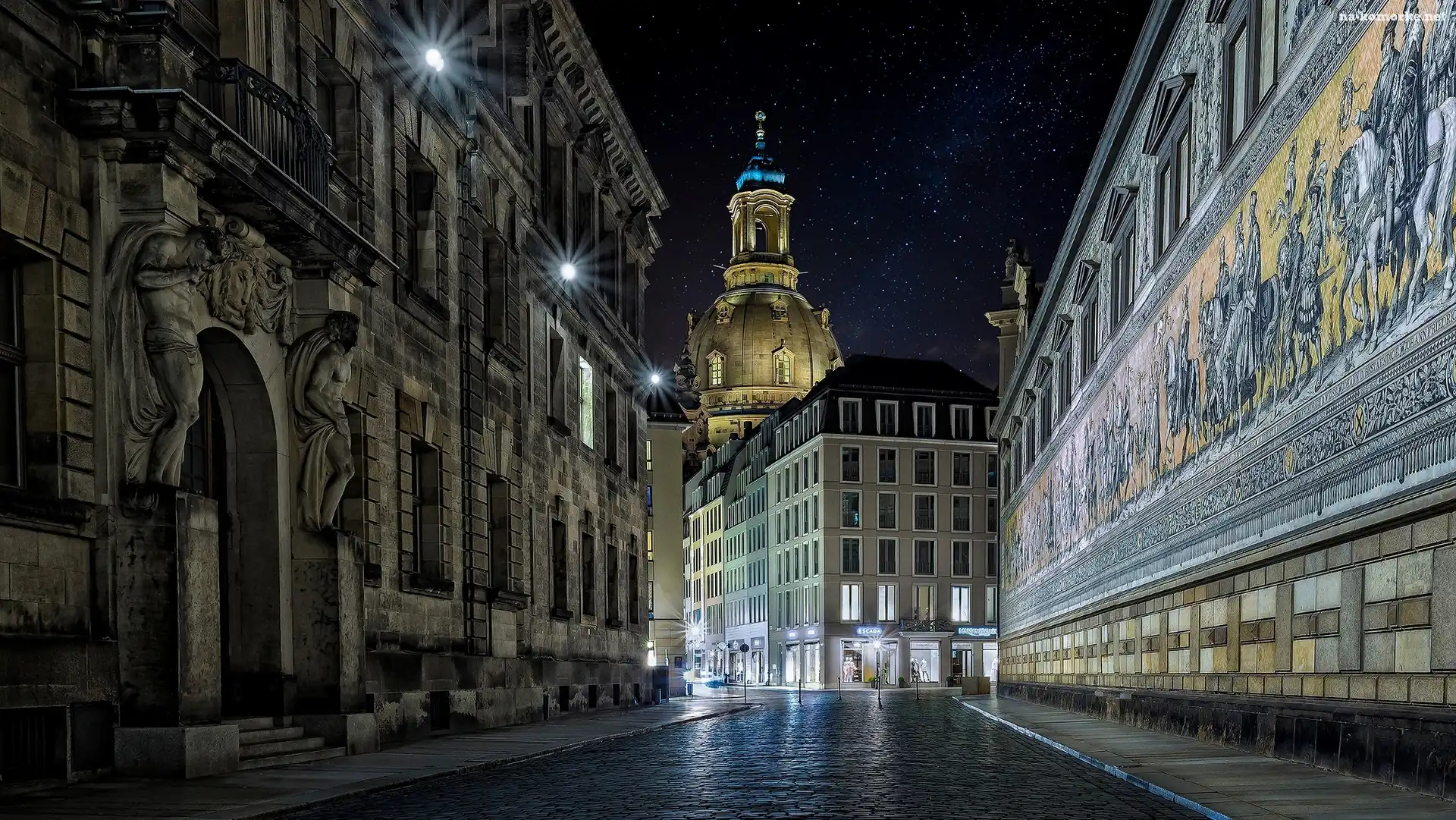 Drezno, Ulica Augustusstrasse, Niemcy, Noc