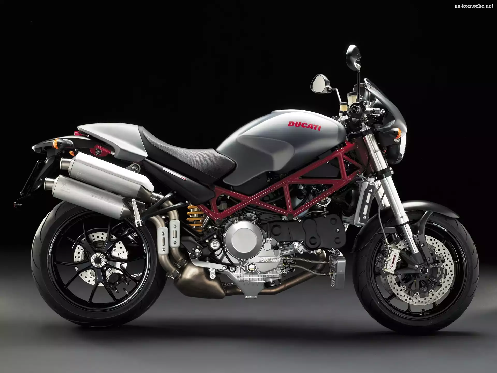 Ducati Monster S4R, Rama, Czerwona