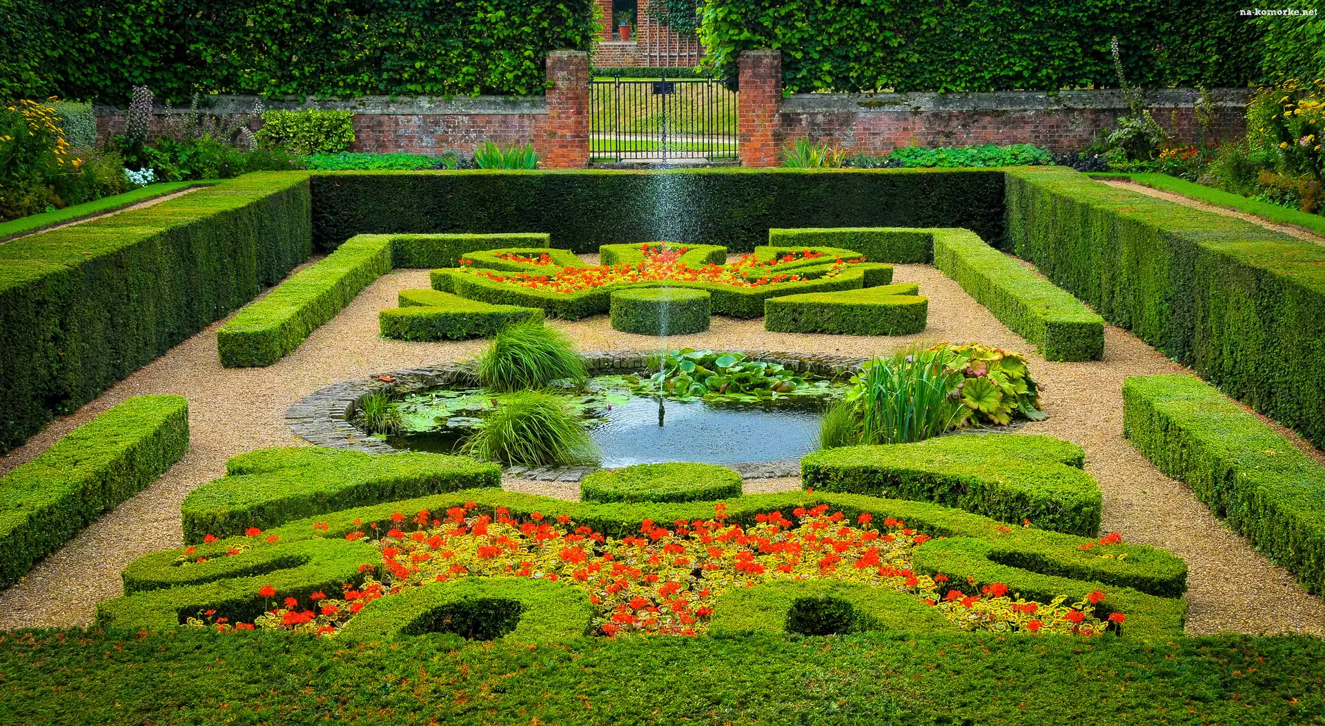 Ogród, Rośliny, Anglia, Brama, Londyn, East Molesey, Żywopłot, Kwiaty, Fontanna, Hampton Court