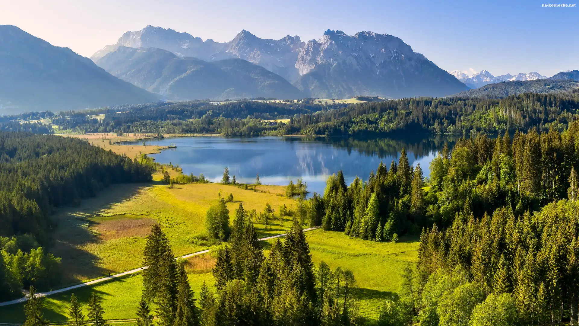 Jezioro Eibsee, Bawaria, Niemcy, Góry, Karwendel, Drzewa, Lasy