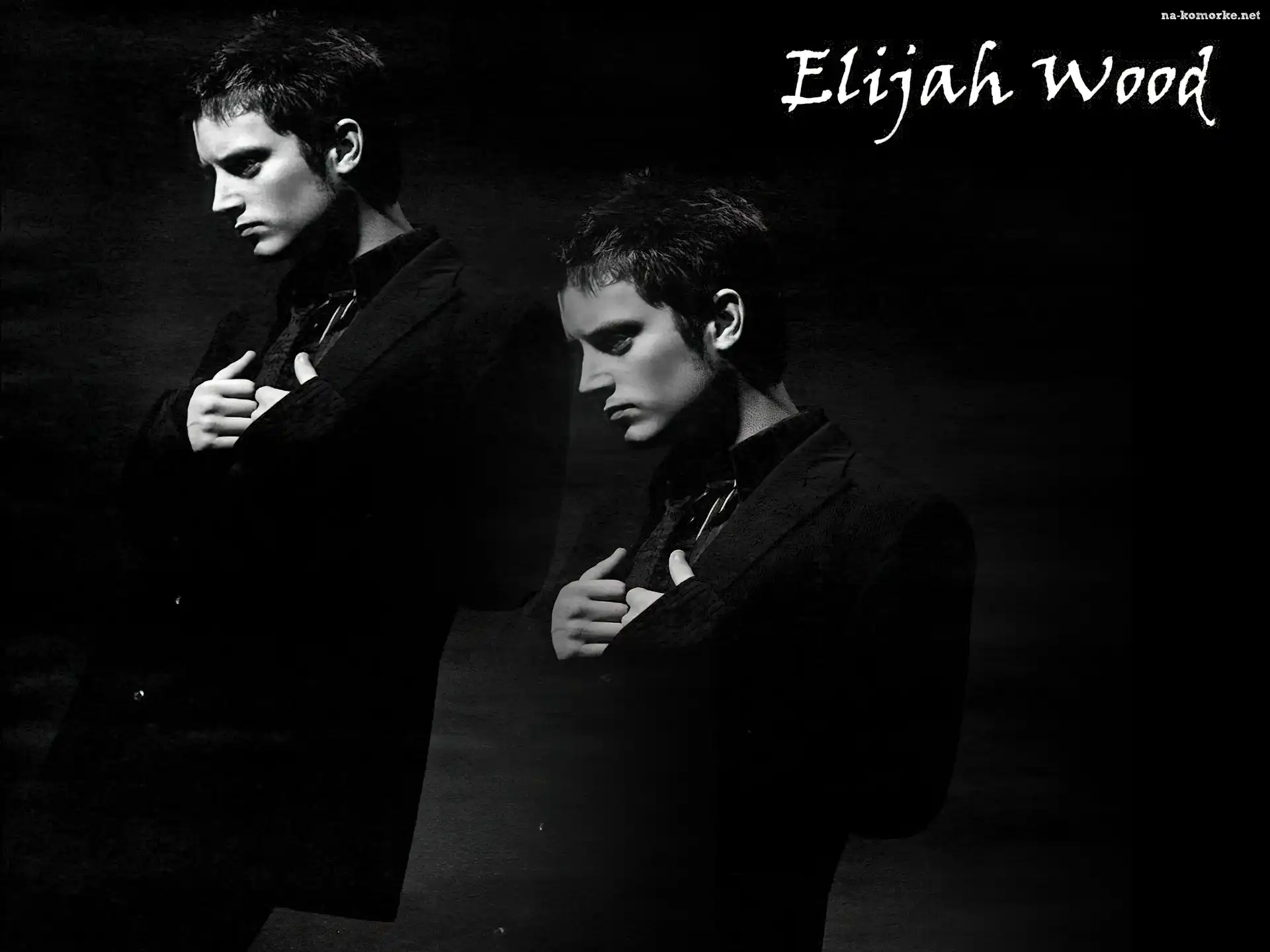 Elijah Wood, czarny garnitur, krawat