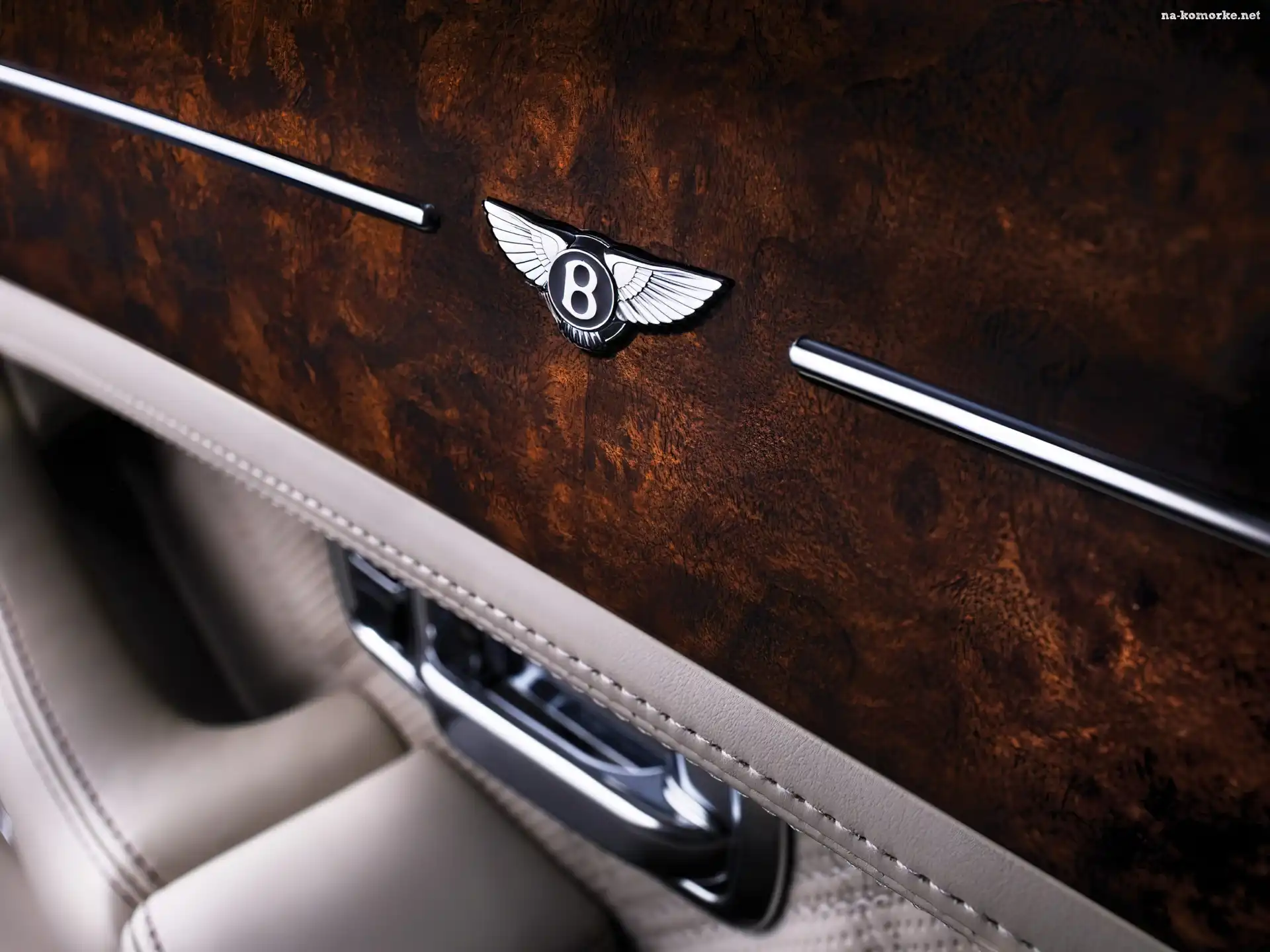 Emblemat, Drewno, Bentley Arnage