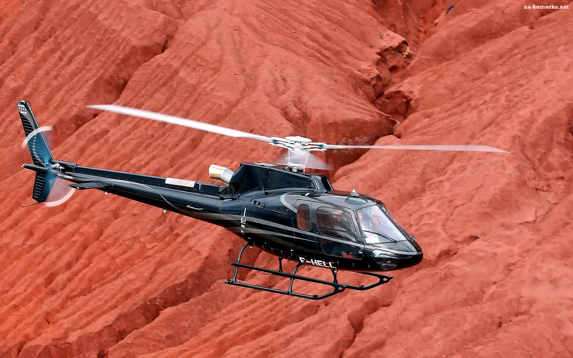 Eurocopter AS-350 Ecureuil, Skały