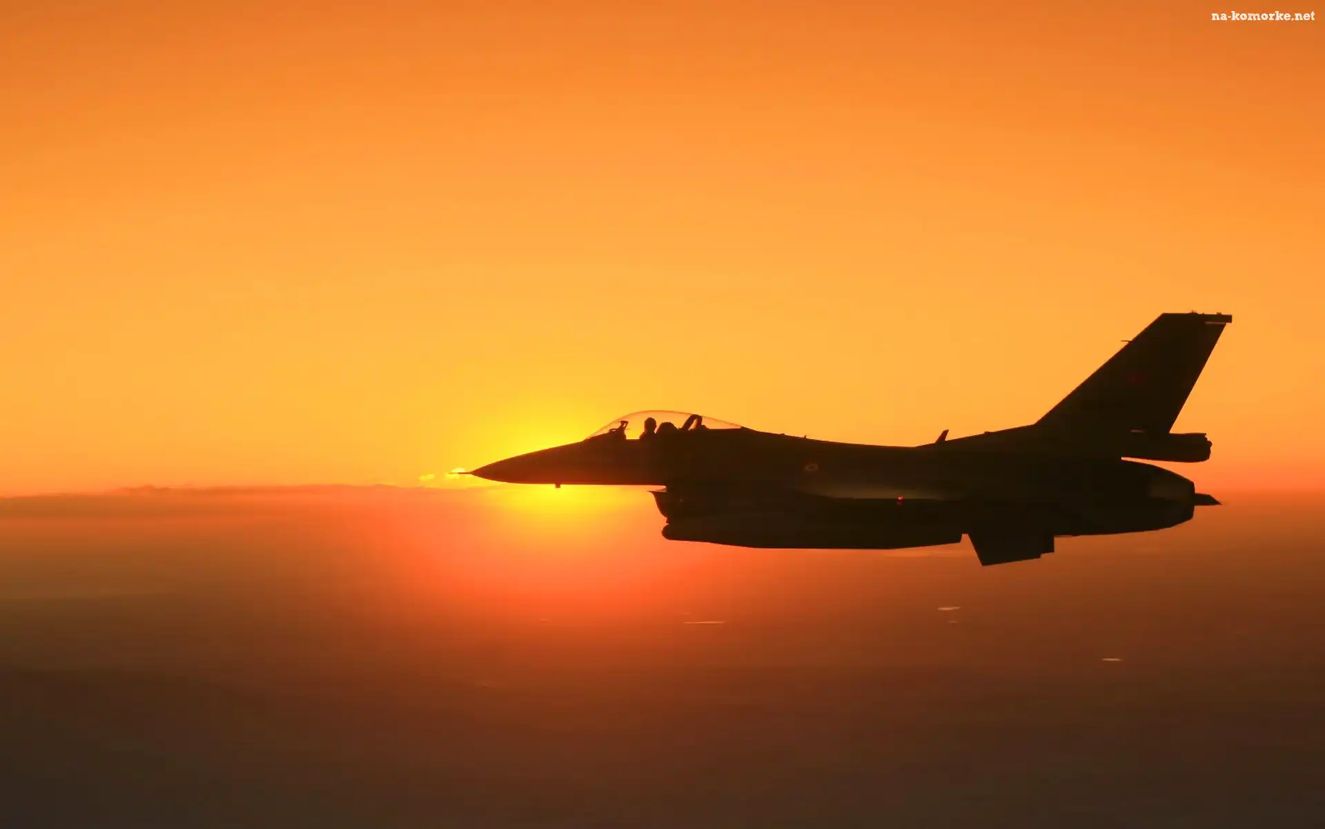 F16 Fighting Falcon, Zachód, Słońca