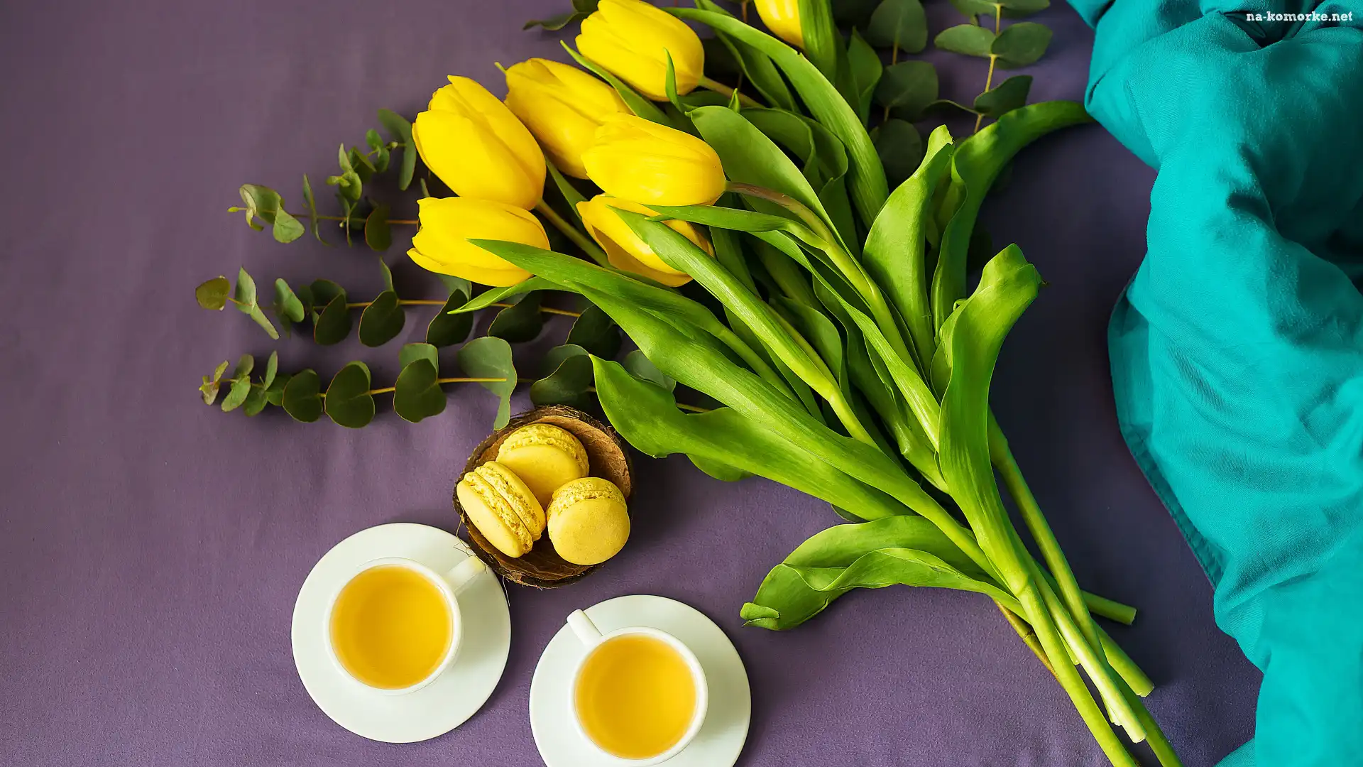 Tulipany, Kwiaty, Herbata, Ciasteczka, Materiał, Żółte, Zielony, Makaroniki, Filiżanki