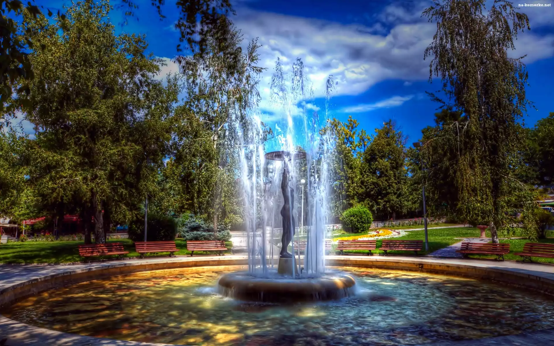 Fontanna, Park, Obłoki, Światło, Cień