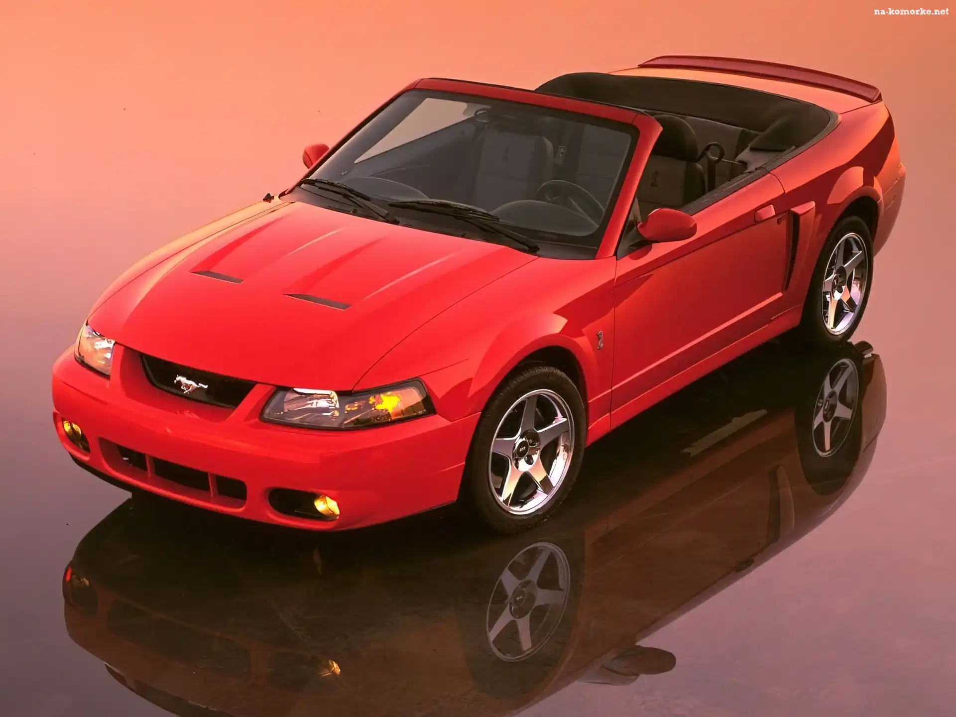 Ford Mustang, Cabrio, Czerwony
