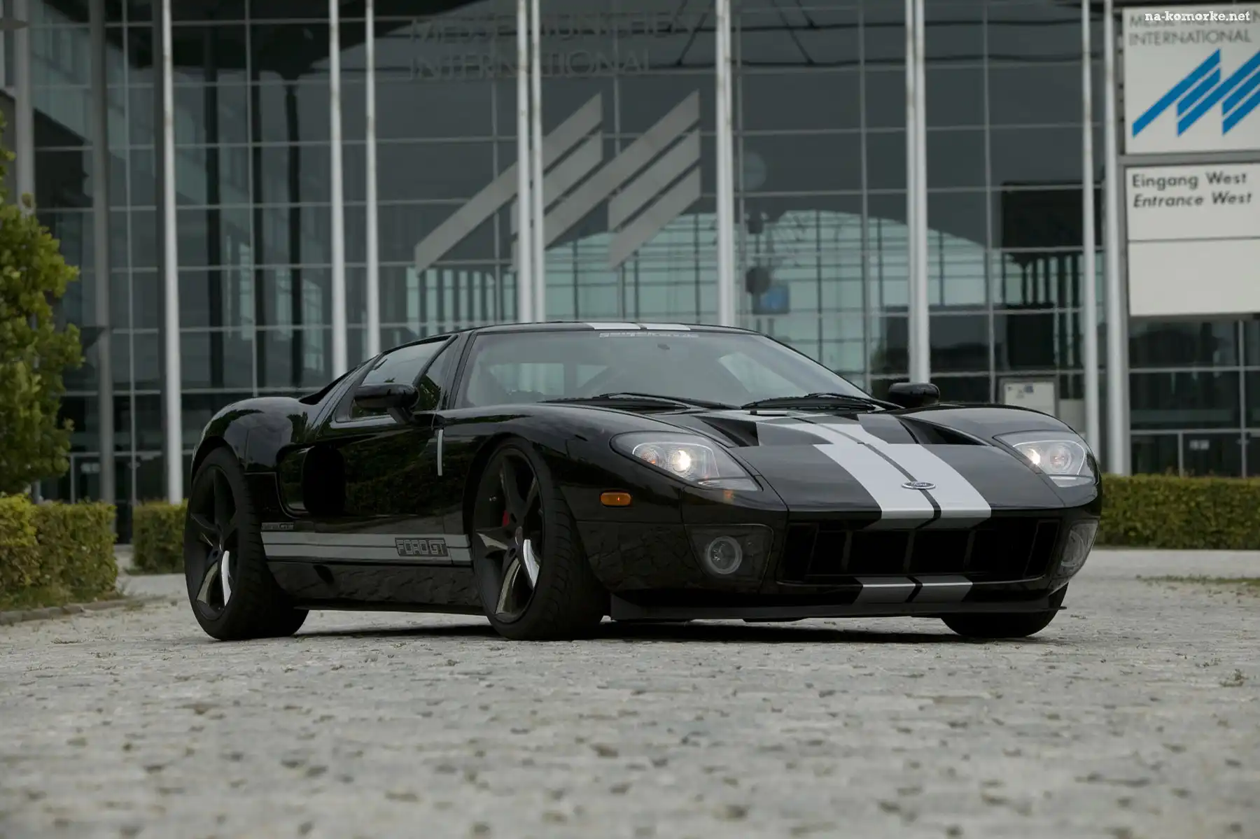 Ford GT, Powietrza, Halogeny, Wloty
