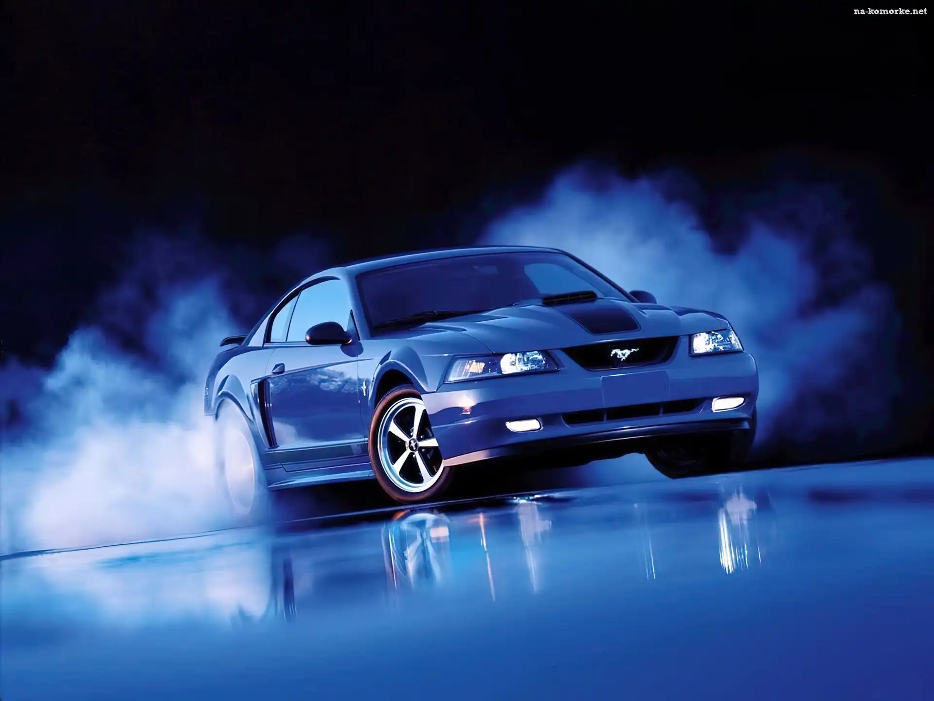 Ford Mustang, Palenie, Gumy