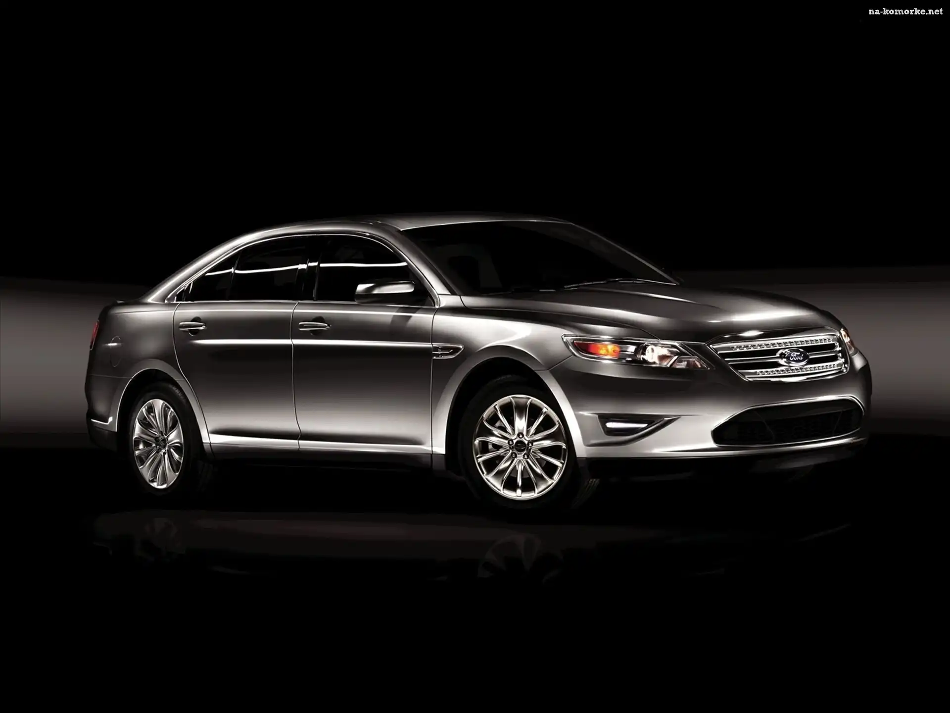 Ford Taurus
