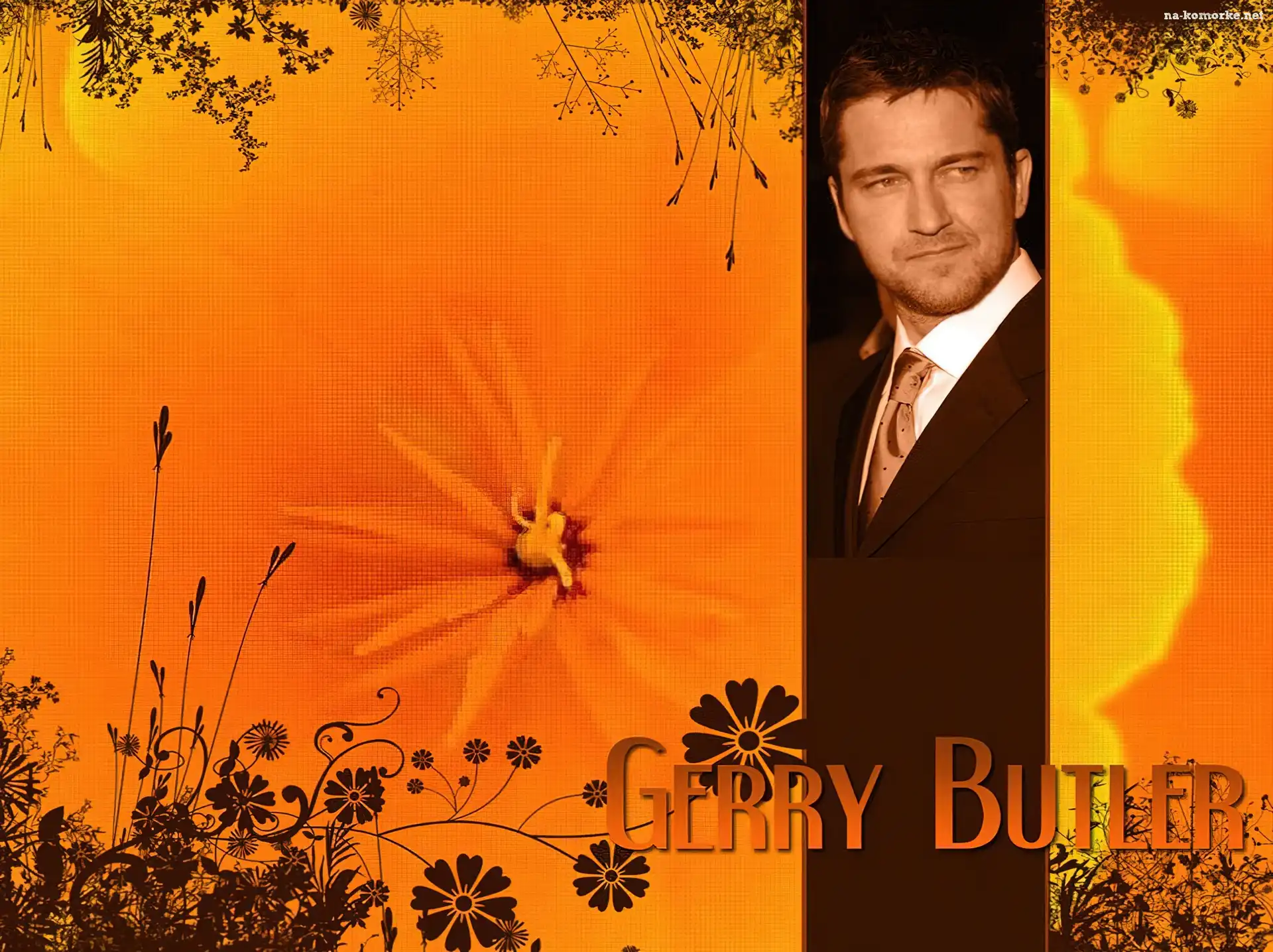 Gerard Butler, garnitur, kwiatki
