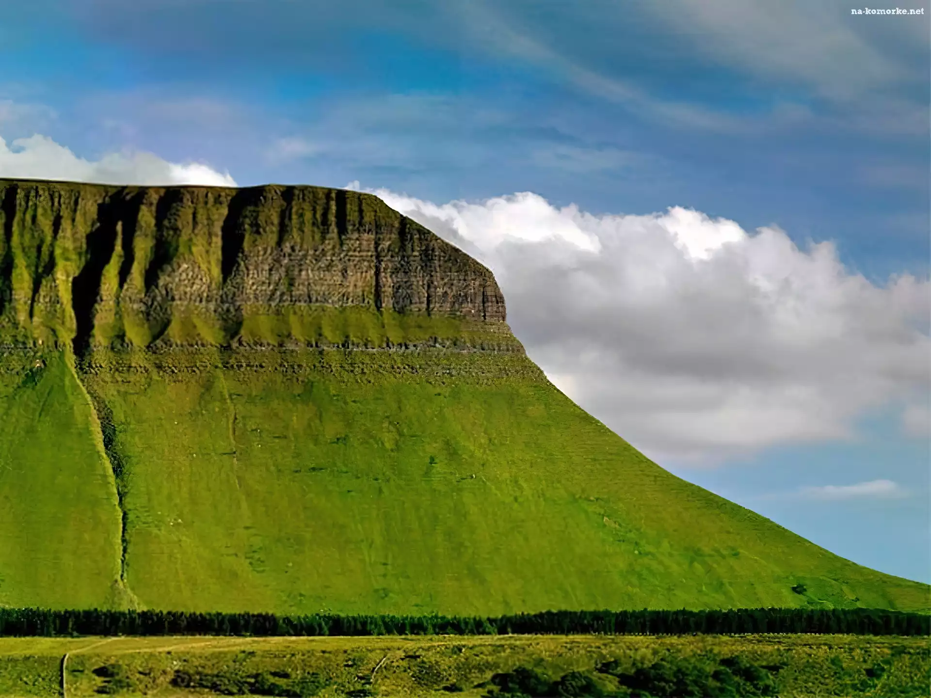Gora, Irlandia, Ben Bullen