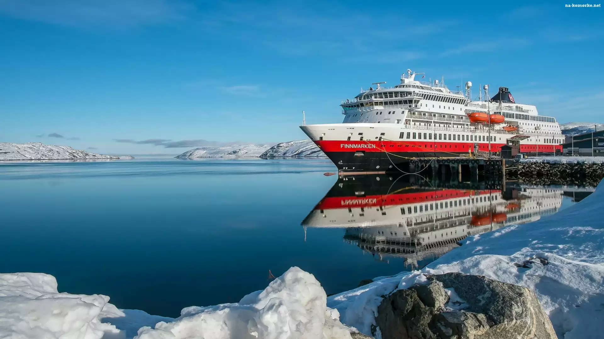 Statek pasażerski Finnmarken, Morze Barentsa, Norwegia, Zima, Port Kirkenes, Góry