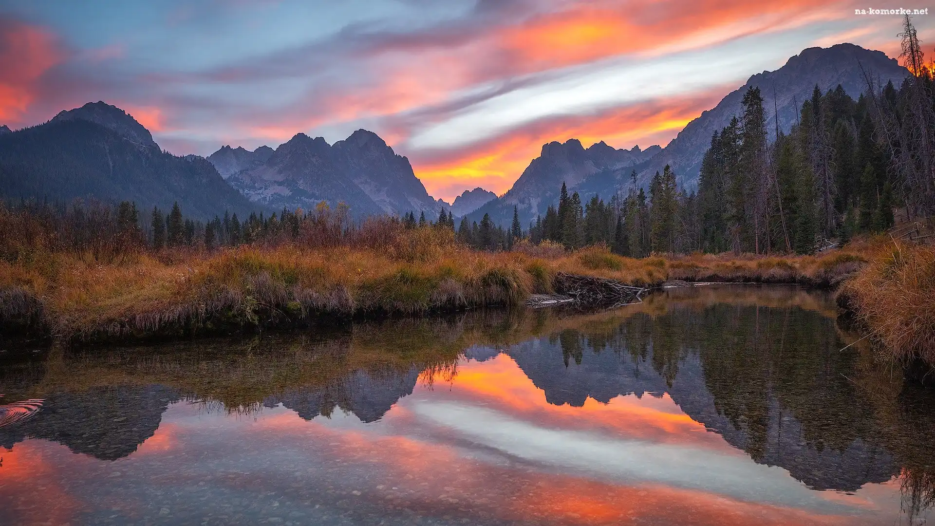 Góry, Zachód słońca, Drzewa, Sawtooth Range, Stany Zjednoczone, Jesień, Stan Idaho, Jezioro, Odbicie
