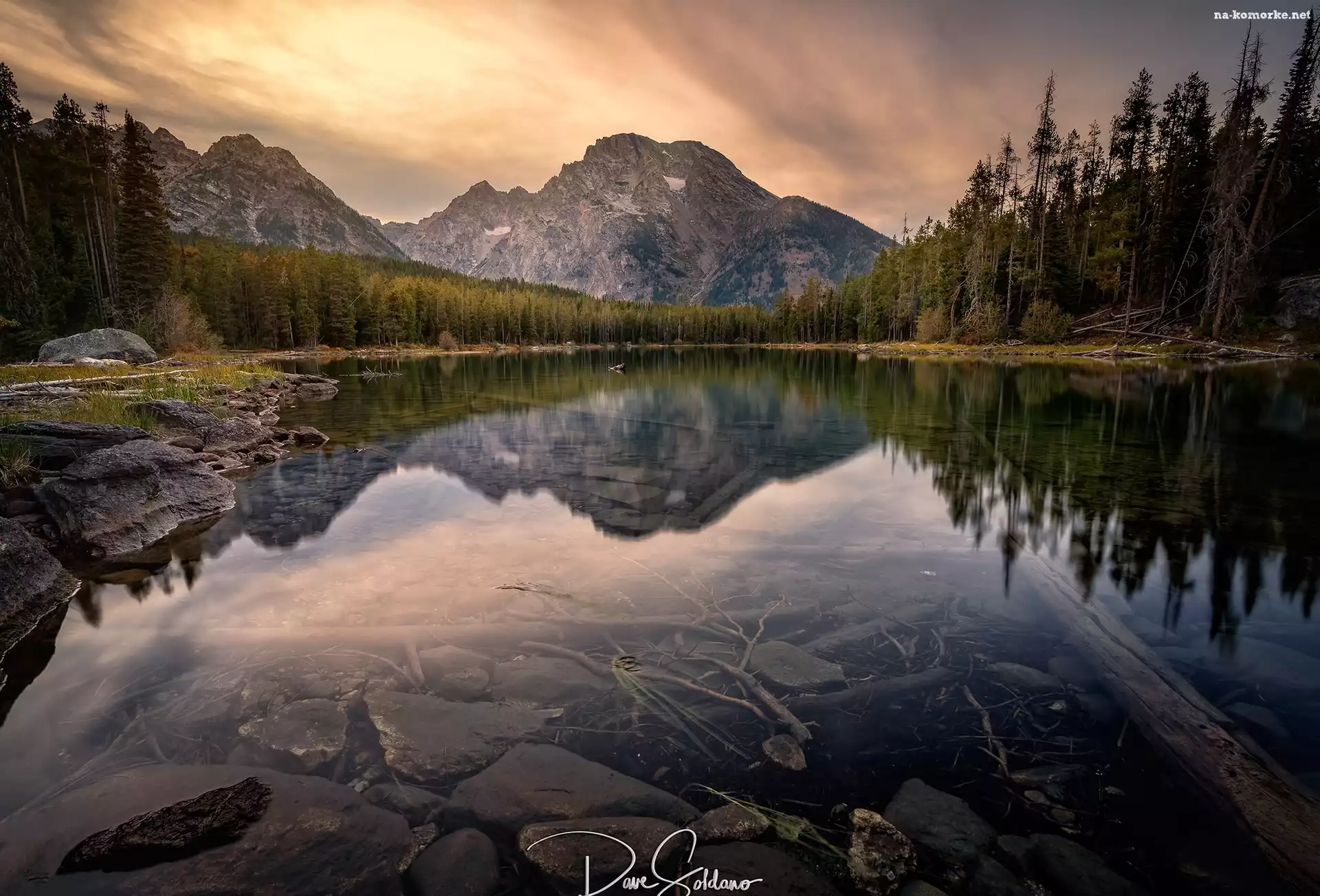Góry, Stan Wyoming, Stany Zjednoczone, Szczyt Mount Moran, Las, Jezioro String Lake, Park Narodowy Grand Teton