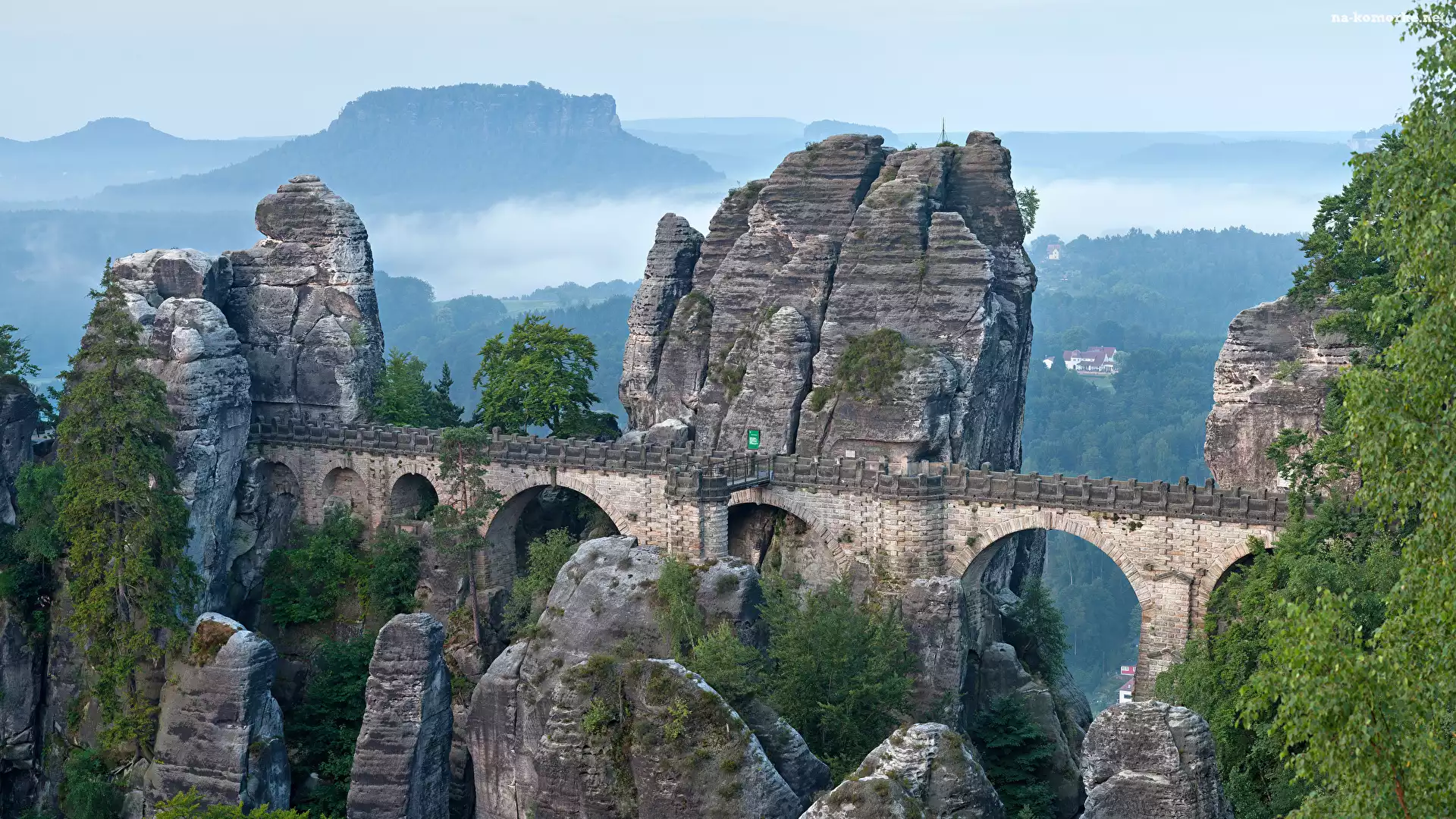 Góry Połabskie, Park Narodowy Saskiej Szwajcarii, Most, Niemcy, Drzewa, Skały, Formacja skalna, Bastei