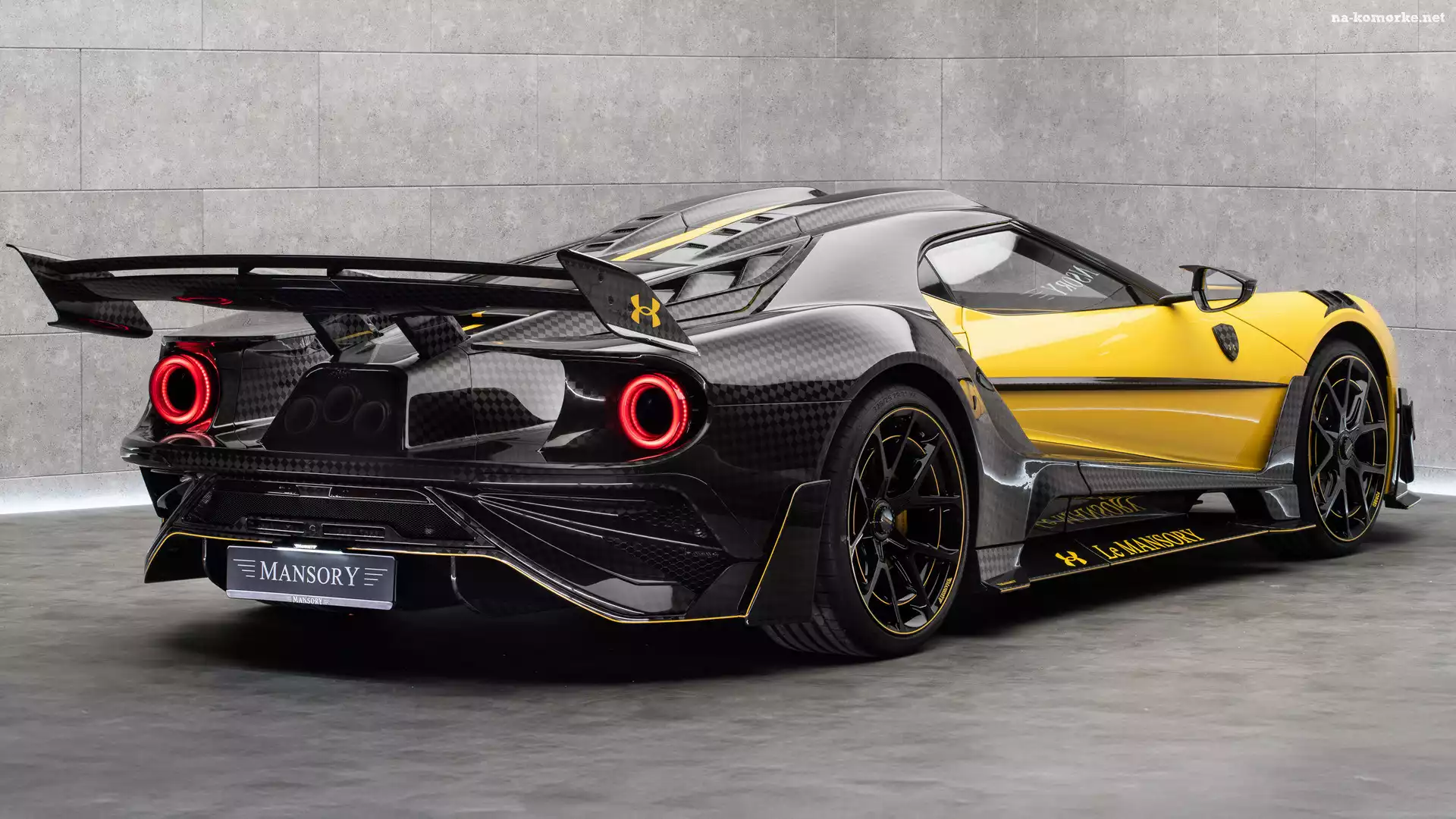 Ford GT, Under Armour, Mansory