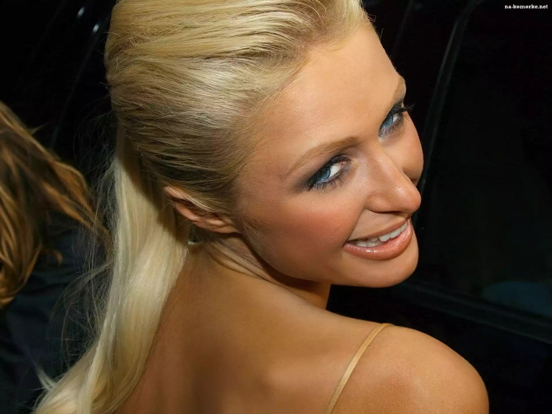Paris Hilton, oczka