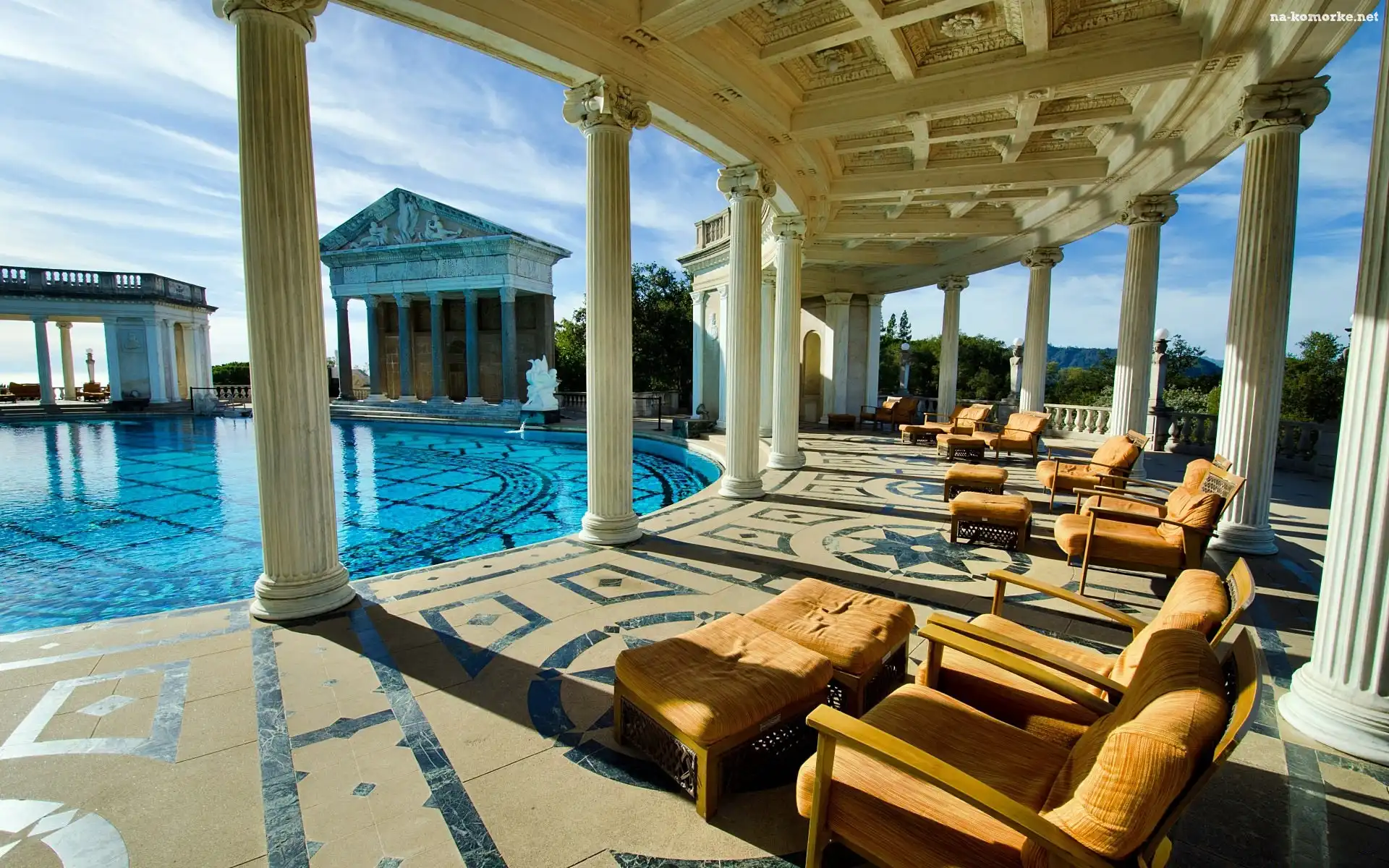 Hotelowy, Budowle, Taras, Basen