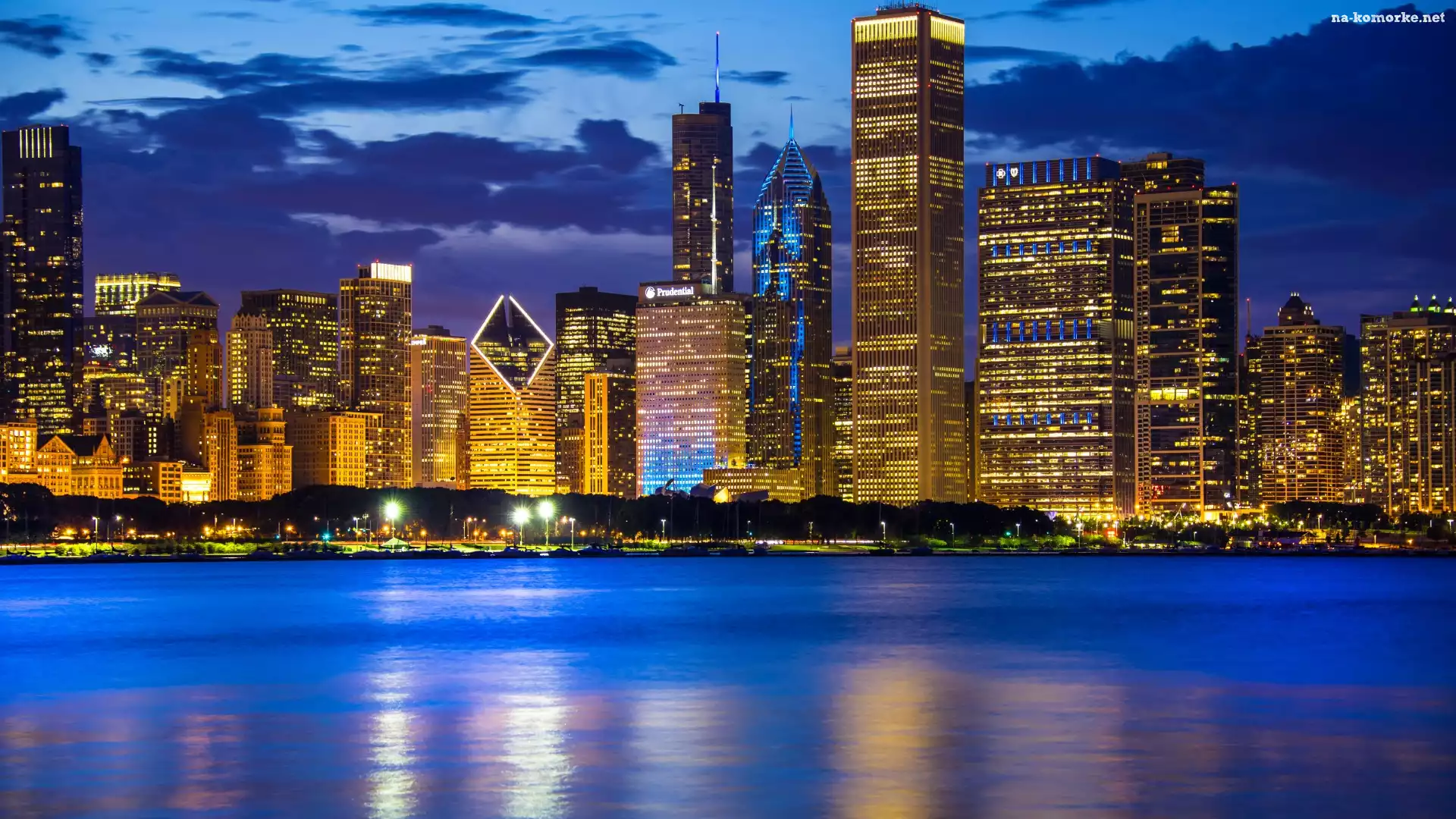 Chicago, Stan Illinois, Jezioro Michigan, Stany Zjednoczone, Wieżowce, Niebo, Chmury, Zmrok