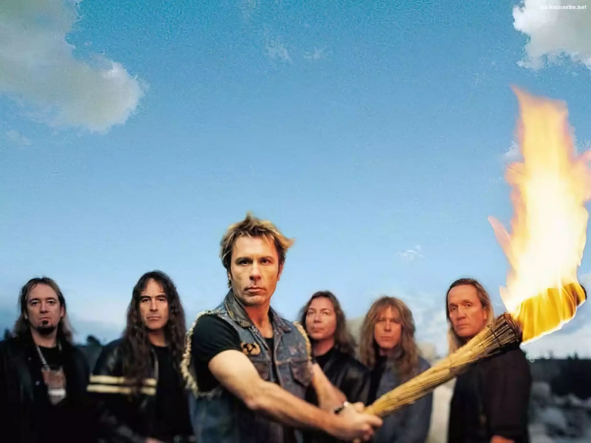 Iron Maiden, zespól, ogień