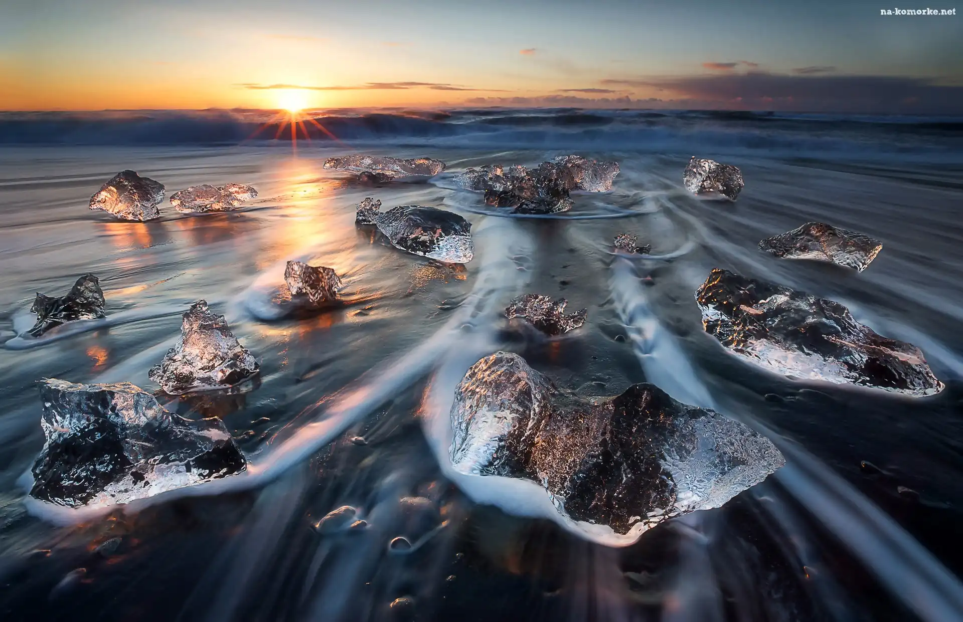 Fale, Morze, Islandia, Park Narodowy Vatnajökull, Lód, Wschód Słońca