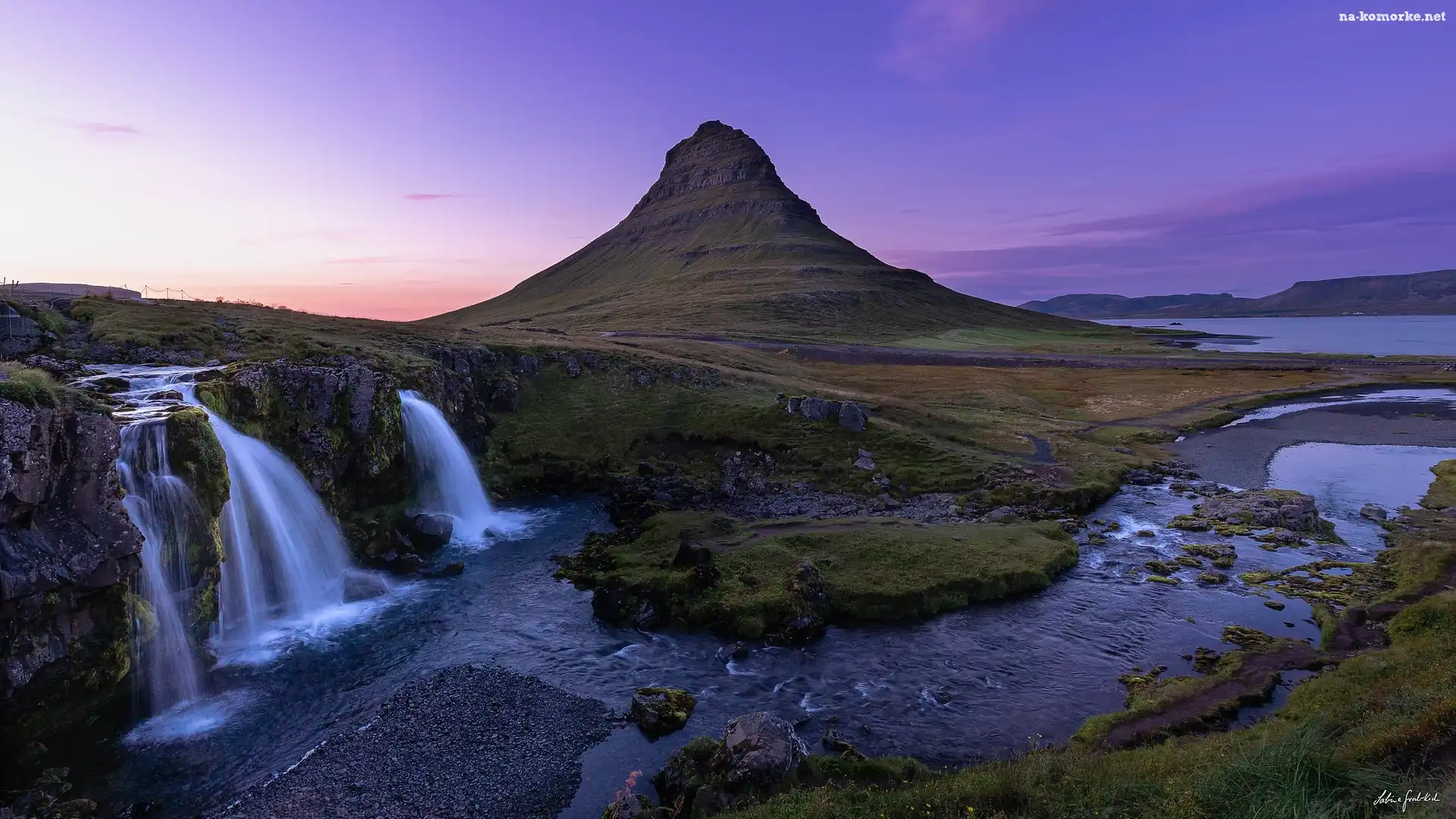Wodospad Kirkjufellsfoss, Rzeka, Islandia, Góra Kirkjufell