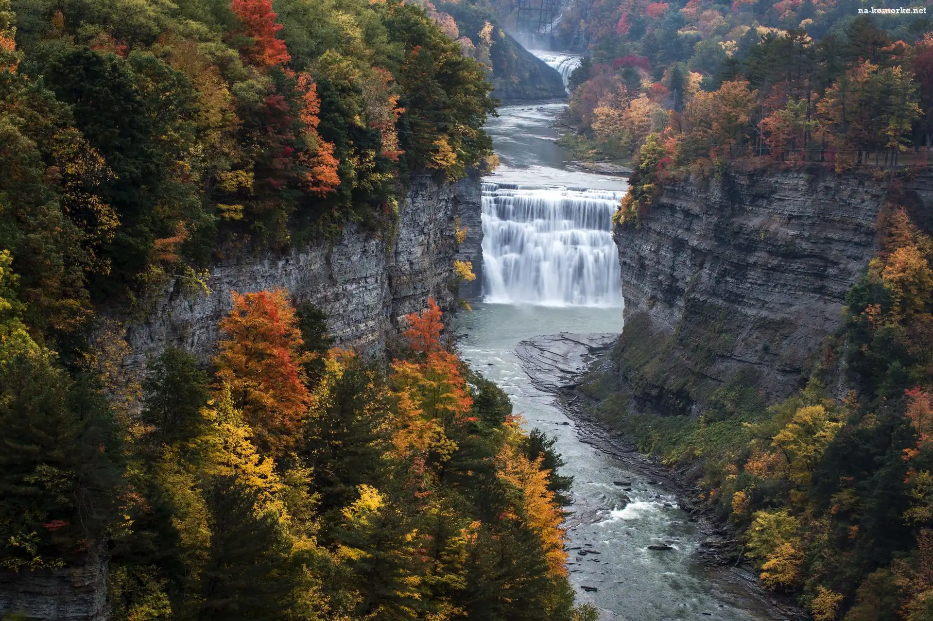 Rzeka Genesee, Skały, Drzewa, Jesień, Wodospad, Park stanowy Letchworth, Stan Nowy Jork, Stany Zjednoczone