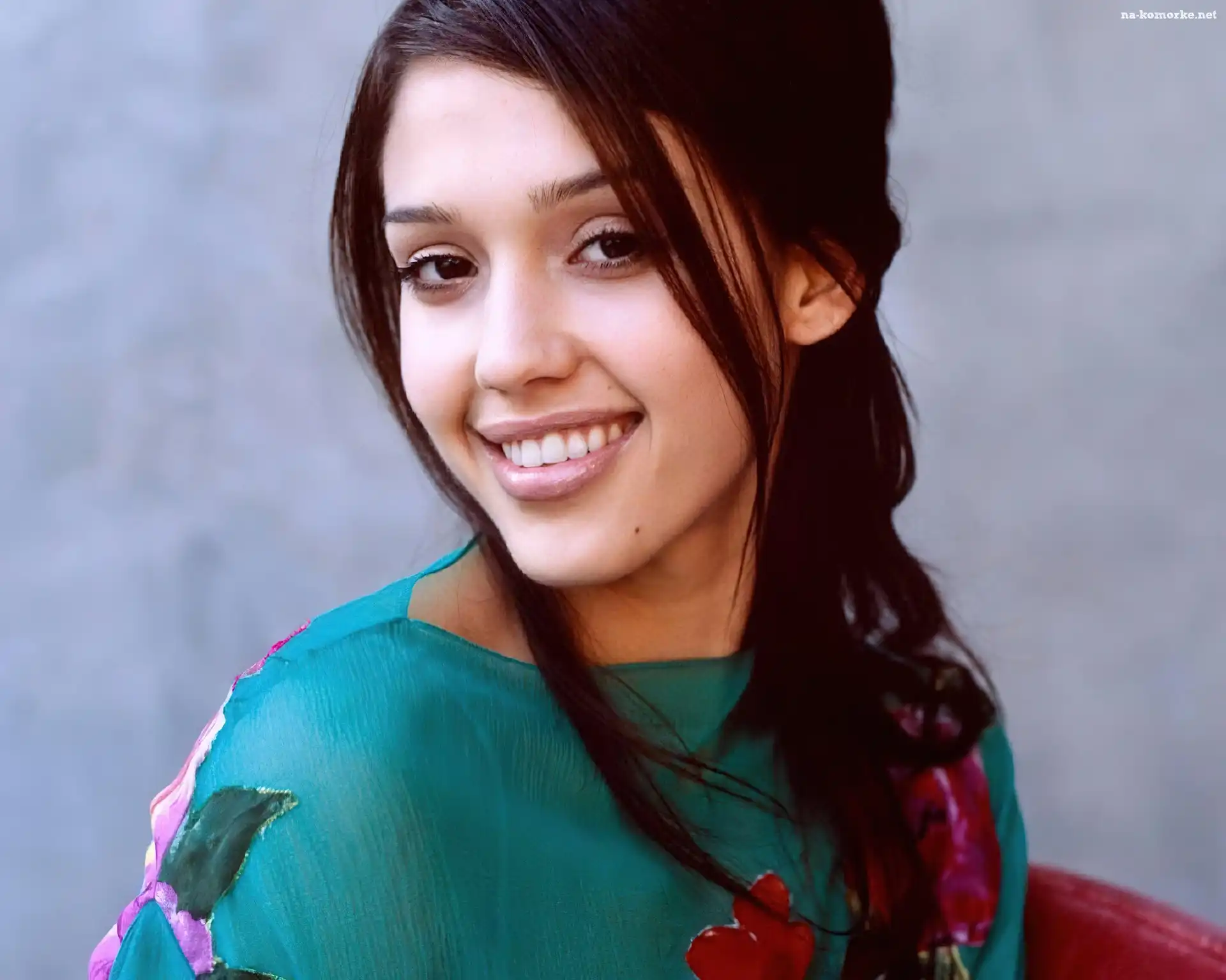 Jessica Alba, Kolorowa, Tunika