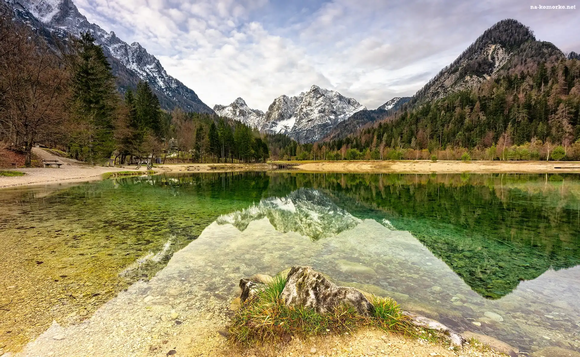 Jezioro, Chmury, Las, Słowenia, Drzewa, Odbicie, Jasna Lake, Góry