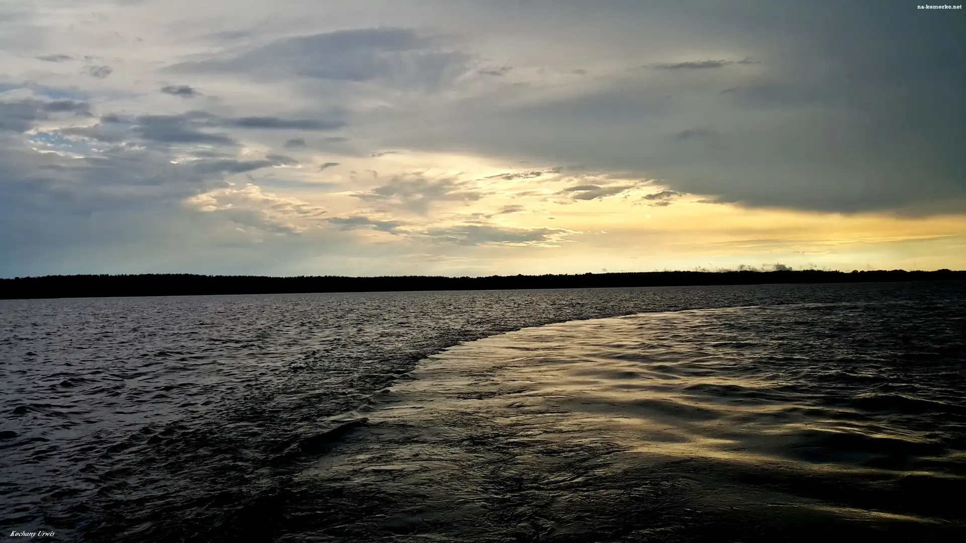 Jezioro, Niebo