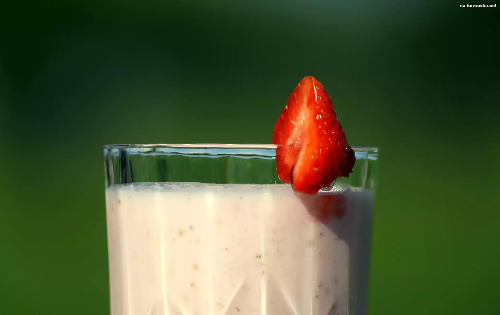 Jogurt, Truskawka