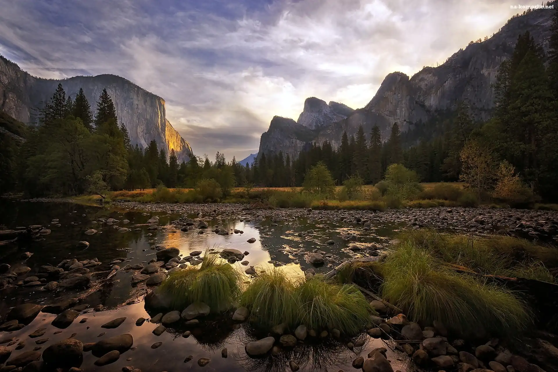 Góry, Stan Kalifornia, Stany Zjednoczone, Kamienie, Park Narodowy Yosemite, Rzeka
