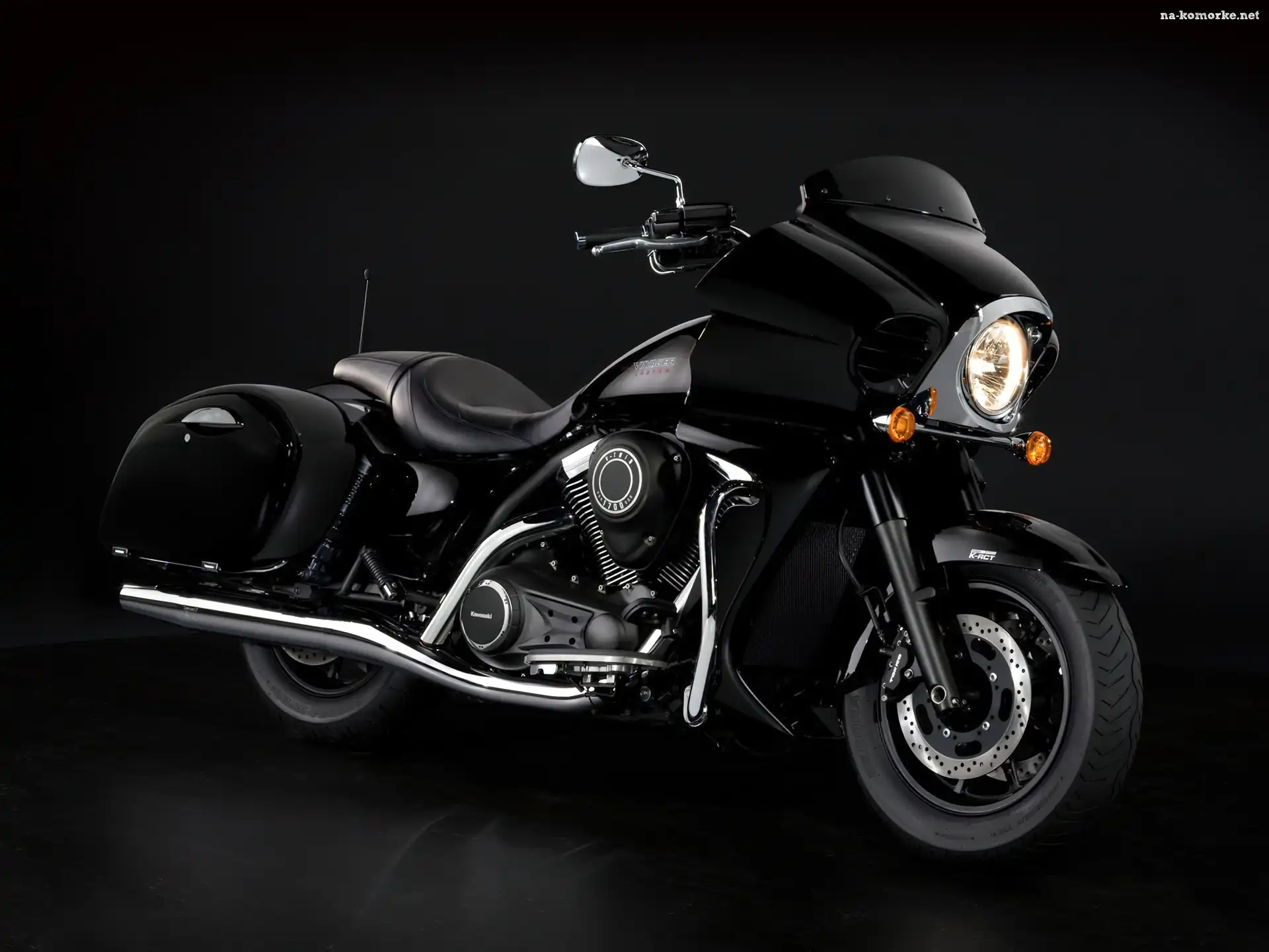 Kawasaki VN 1700 Voyager, Lampa, Przód
