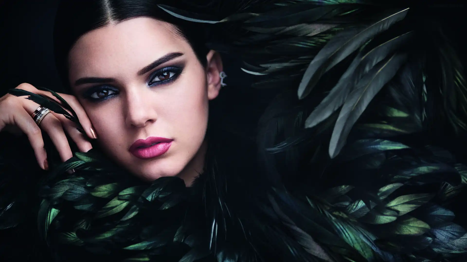 Pióra, Kendall Jenner, Modelka, Czarne