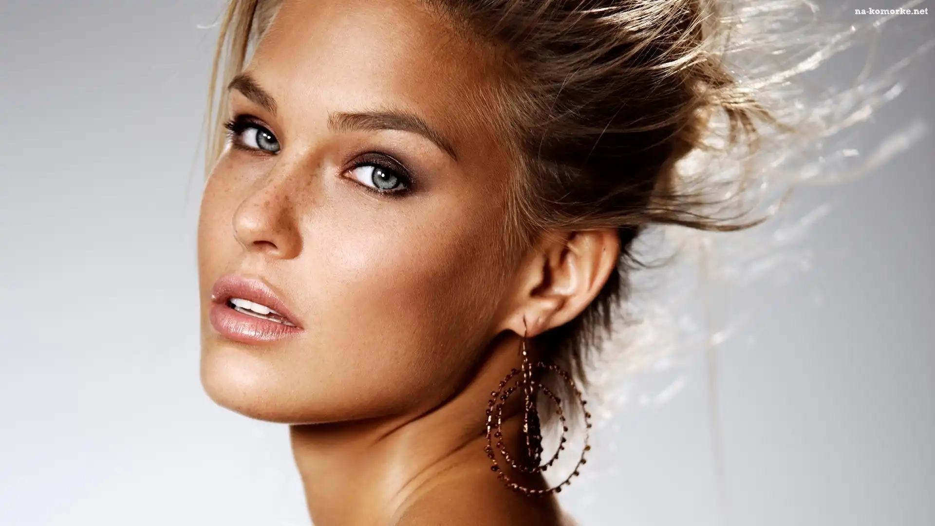 Kobieta, Kolczyk, Modelka, Bar Refaeli