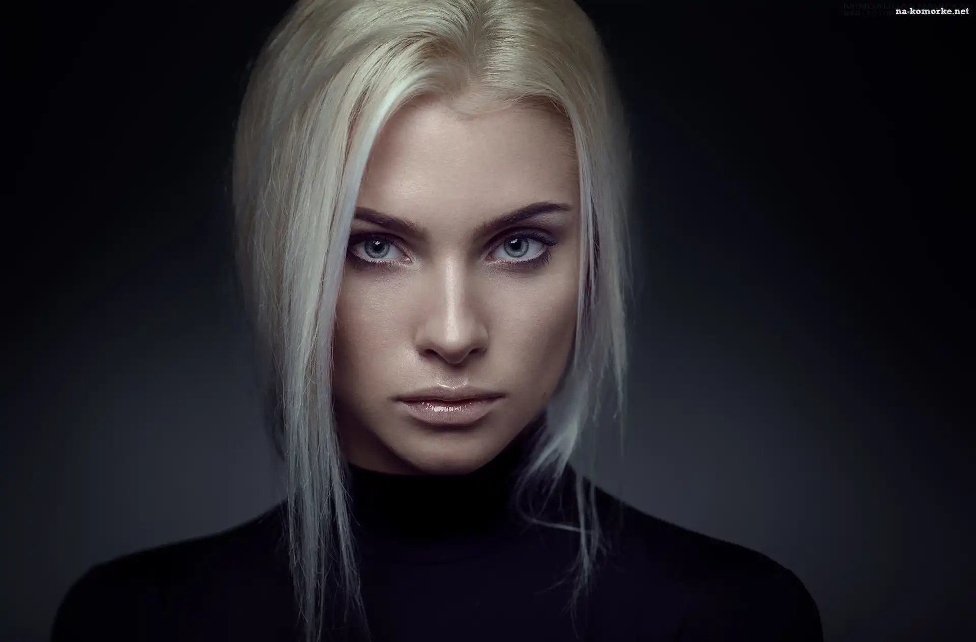 Kobieta, Bluzka, Blondynka, Czarna