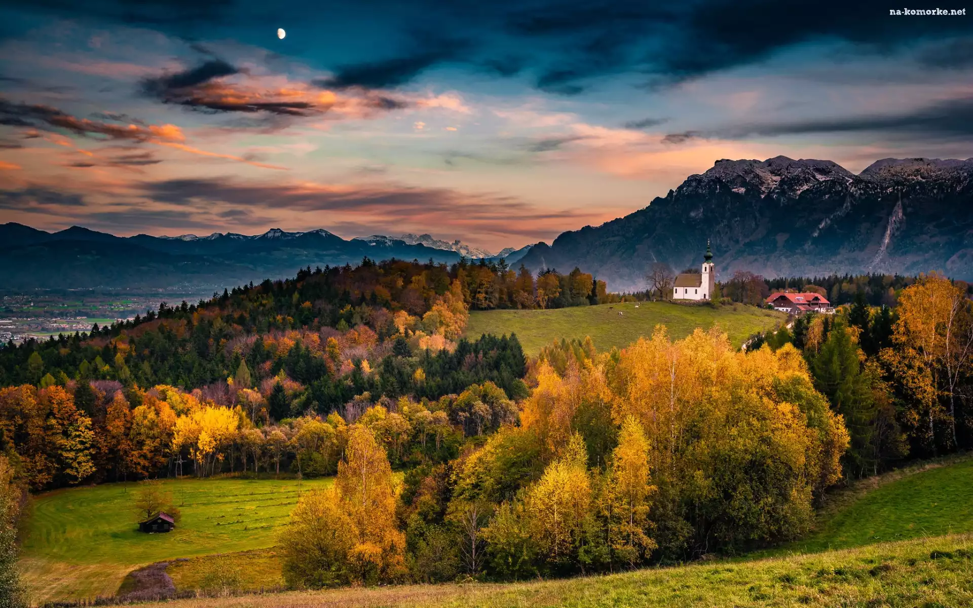 Kościół, Jesień, Alpy, Las, Bawaria, Polana, Berchtesgaden, Księżyc, Chmury, Wzgórze, Góry, Niemcy, Wieczór, Drzewa, Niebo, Dom