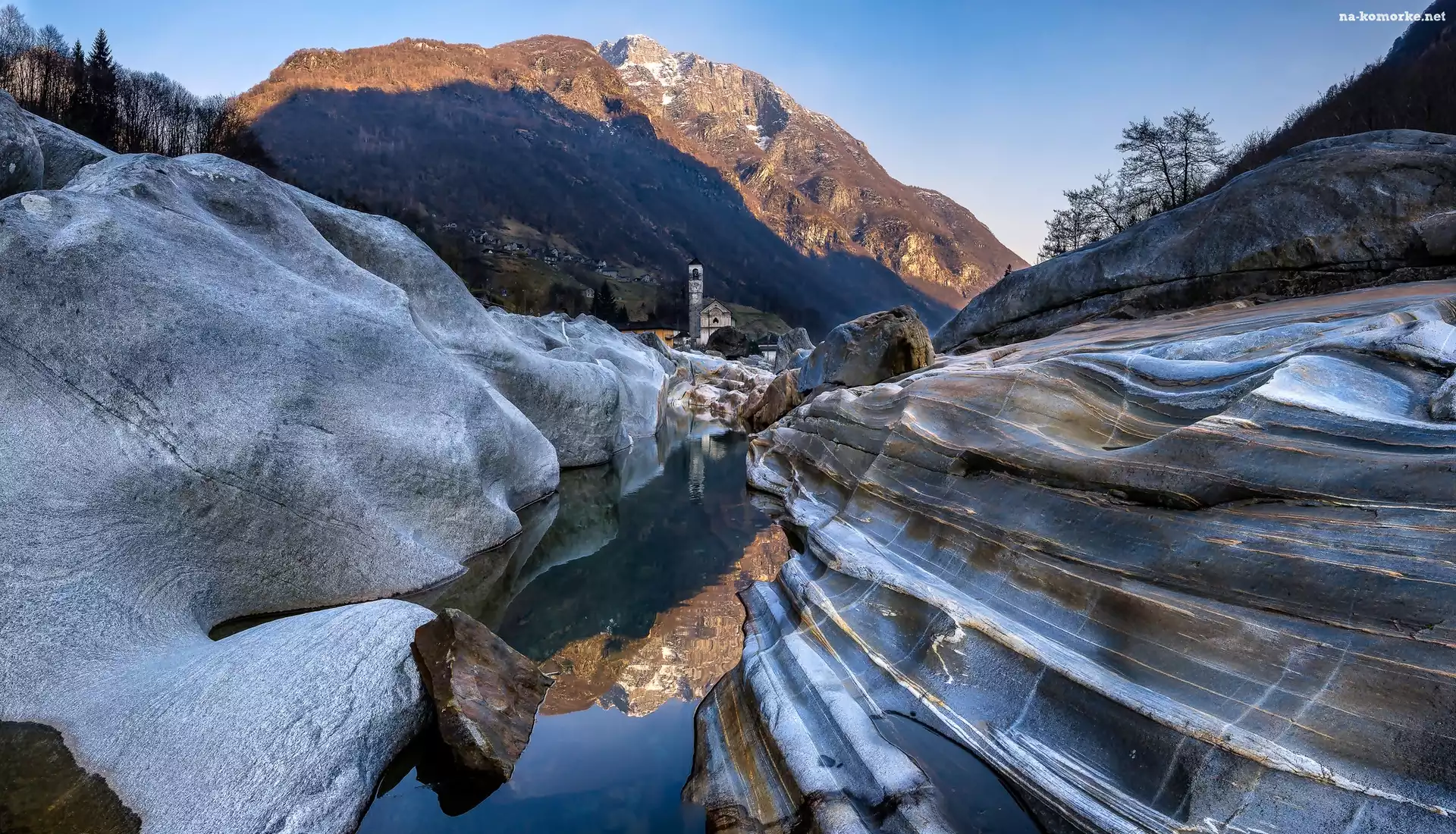 Szwajcaria, Góry, Skały, Dolina Verzasca, Lavertezzo, Rzeka Verzasca, Kościół