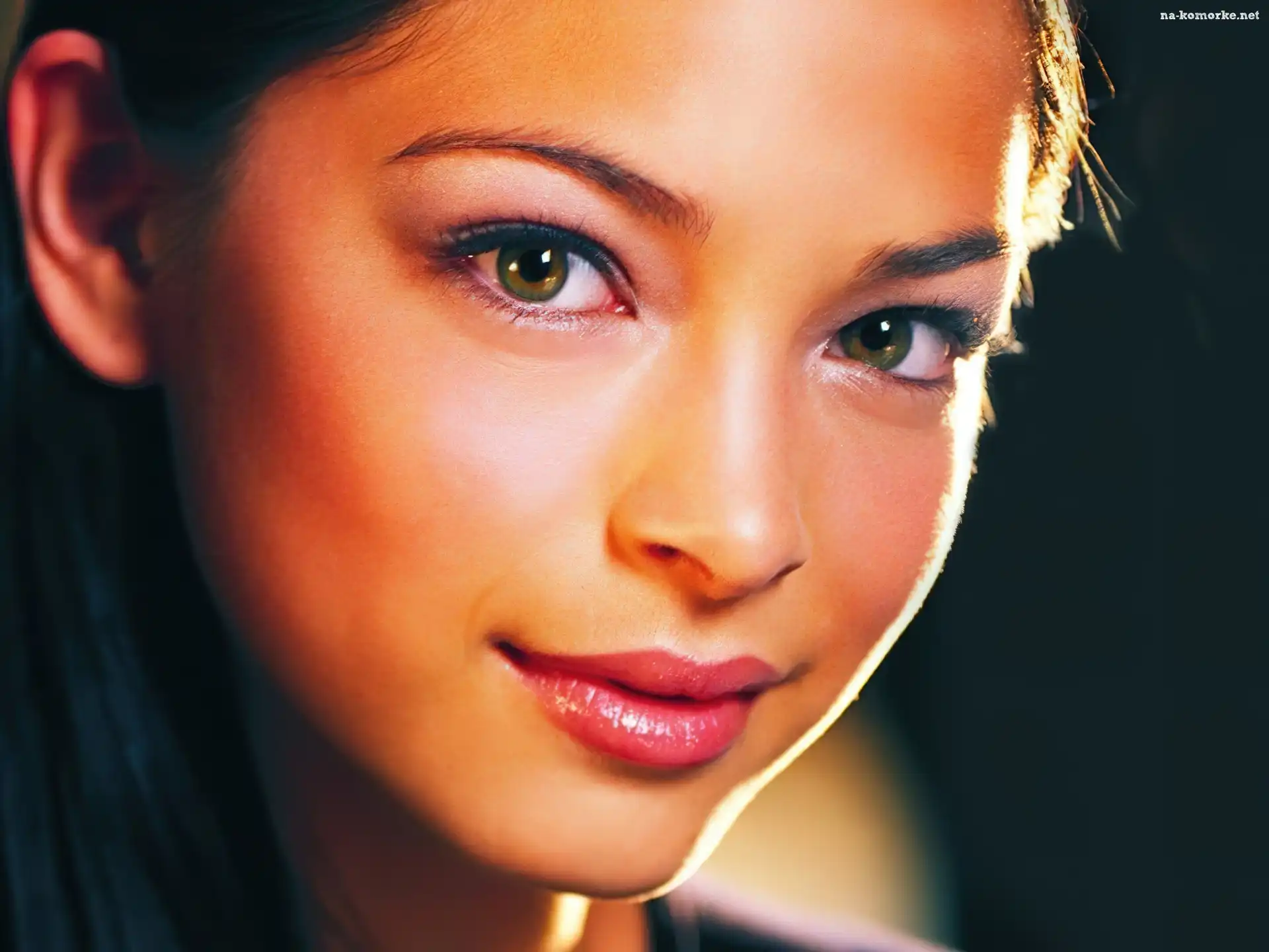 Kristin Kreuk, Namiętne Usta