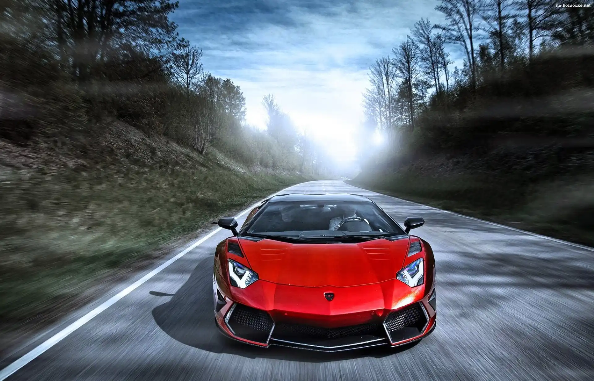 Lamborghini Aventador, Droga, Las