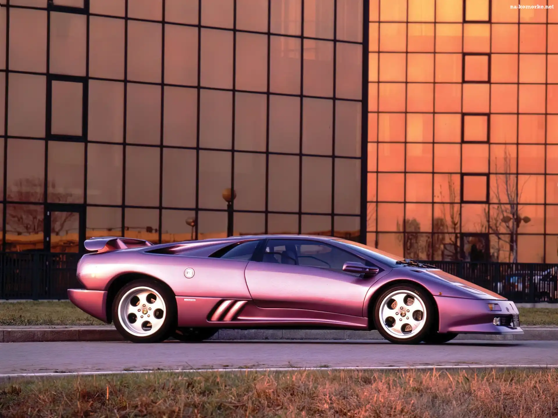 Lamborghini Diablo, Drzwi, Fioletowe