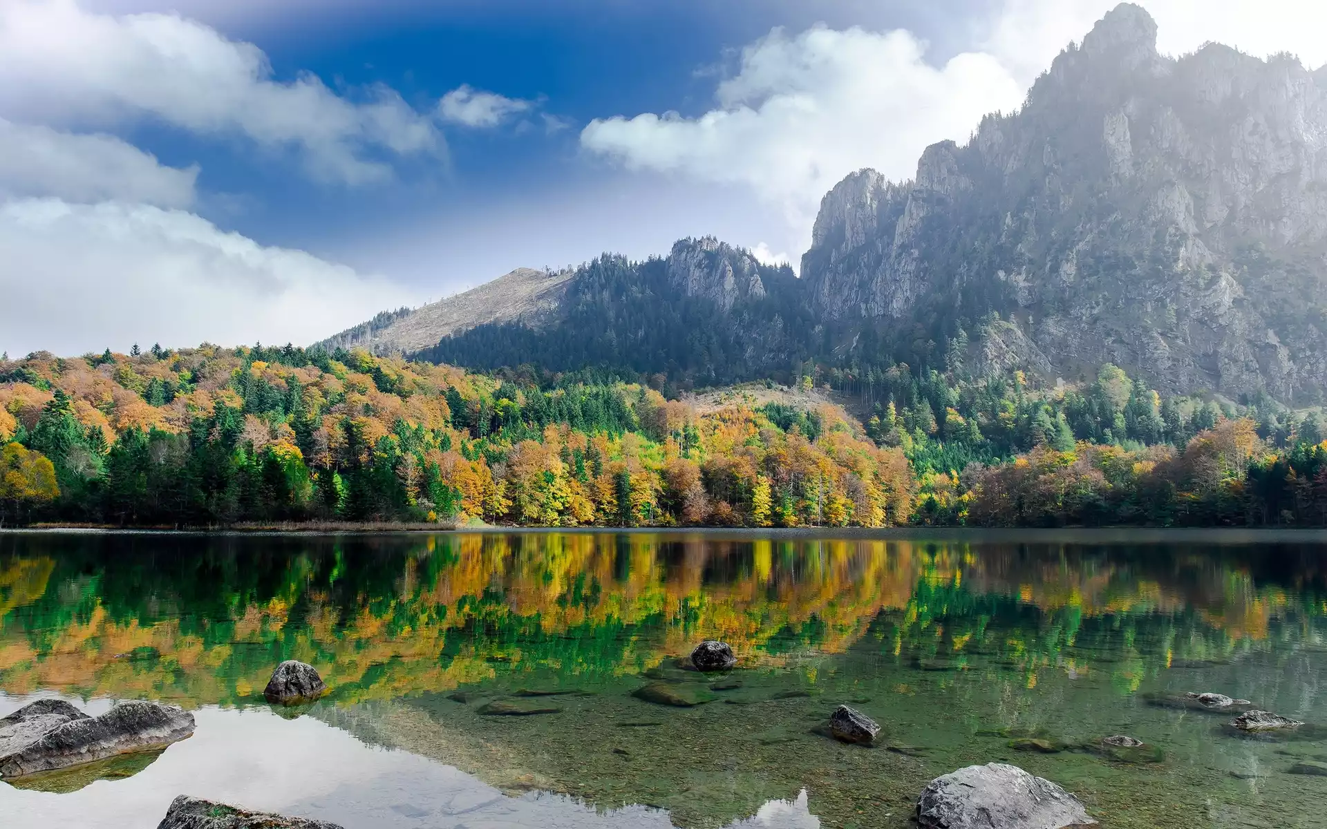 Góry Alpy, Chmury, Odbicie, Jezioro Langbathseen, Gmina Ebensee, Austria, Las